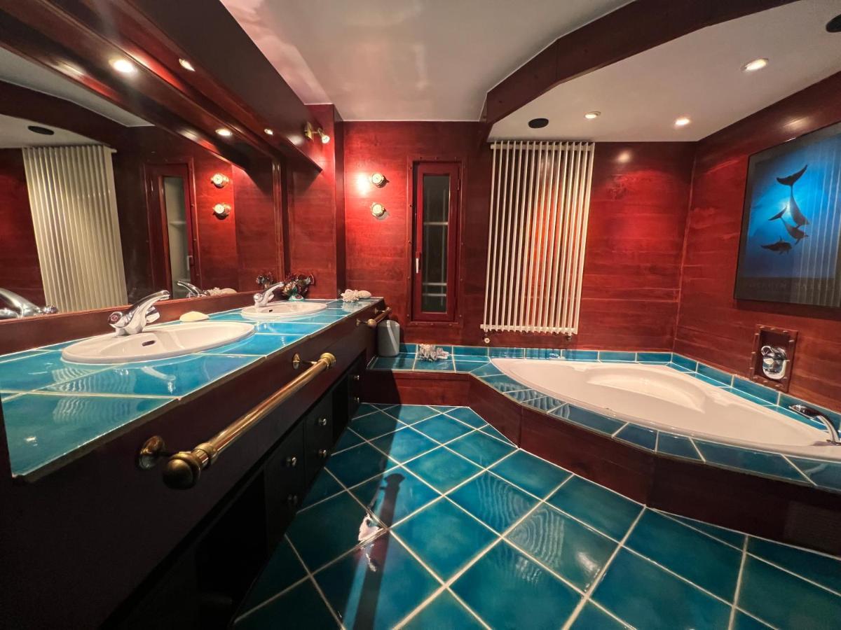 "La Villa Bali", En Bord De Mer A 5 Mn Des Plages Avec Piscine A Cascade, Grand Exterieur Unique Sur Le Theme De Bali Six-Fours-les-Plages Zewnętrze zdjęcie
